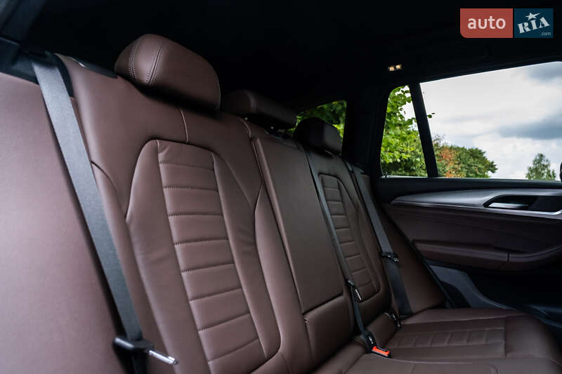 Внедорожник / Кроссовер BMW X3 2018 в Киеве