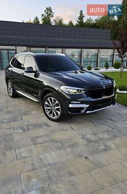 Позашляховик / Кросовер BMW X3 2017 в Сваляві