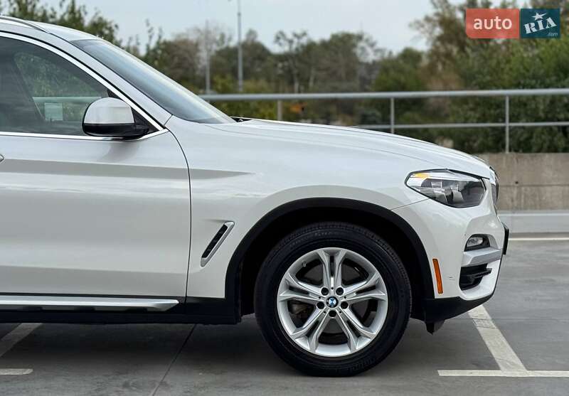 Внедорожник / Кроссовер BMW X3 2018 в Киеве