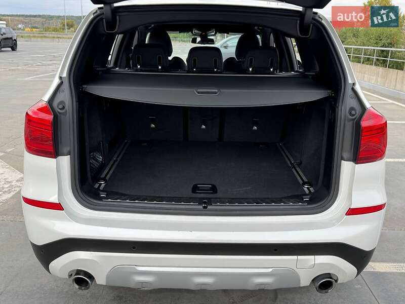 Внедорожник / Кроссовер BMW X3 2018 в Киеве