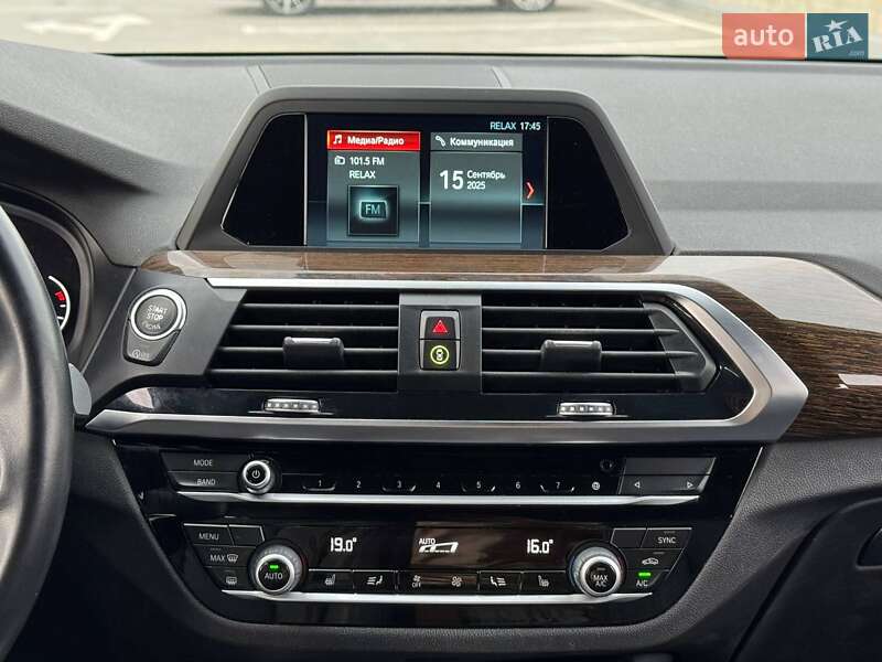Внедорожник / Кроссовер BMW X3 2018 в Киеве