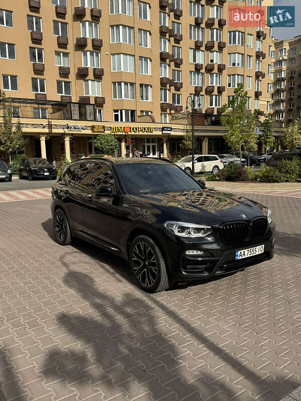 Внедорожник / Кроссовер BMW X3 2018 в Киеве