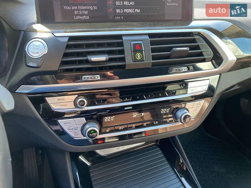 Внедорожник / Кроссовер BMW X3 2020 в Львове