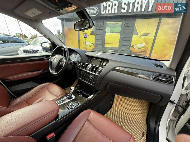 Внедорожник / Кроссовер BMW X3 2014 в Стрые