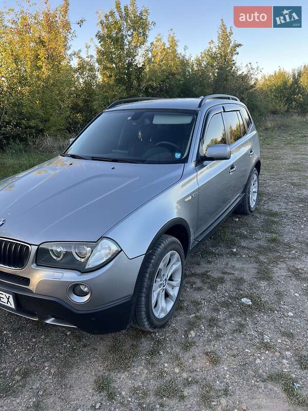 Внедорожник / Кроссовер BMW X3 2008 в Черновцах