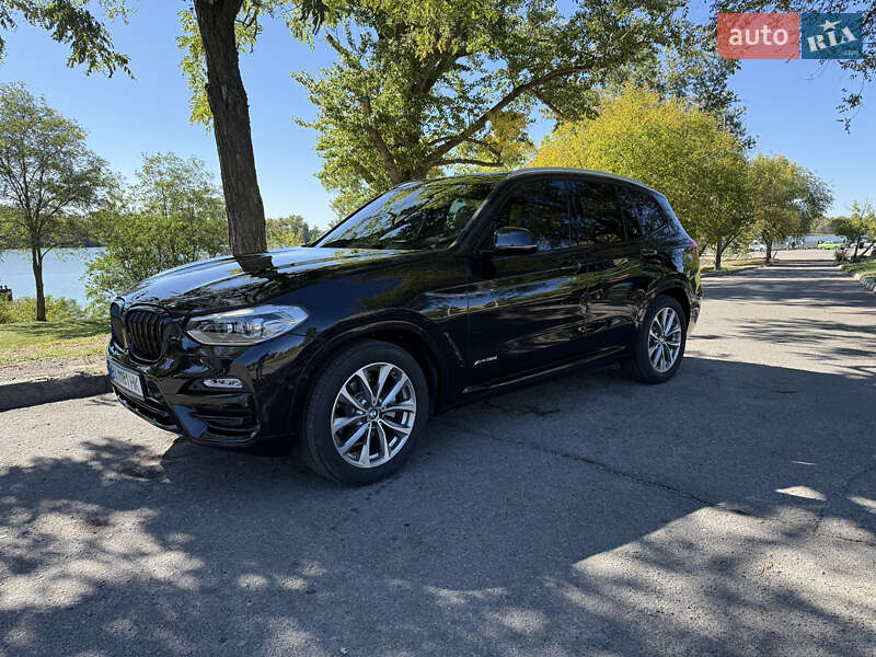 Внедорожник / Кроссовер BMW X3 2018 в Кременчуге