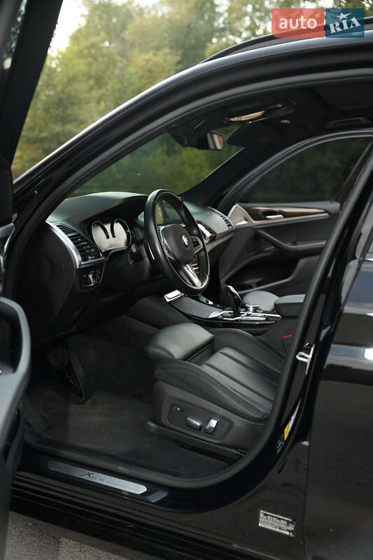 Внедорожник / Кроссовер BMW X3 2019 в Днепре
