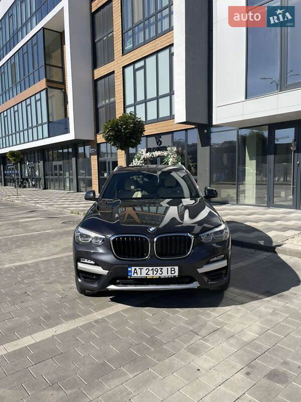 Внедорожник / Кроссовер BMW X3 2018 в Ивано-Франковске