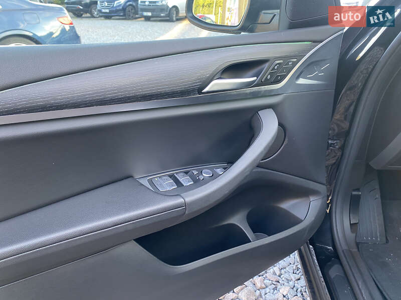 Внедорожник / Кроссовер BMW X3 2022 в Львове