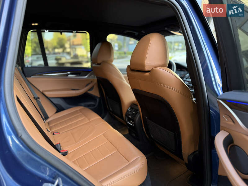 Внедорожник / Кроссовер BMW X3 2019 в Львове