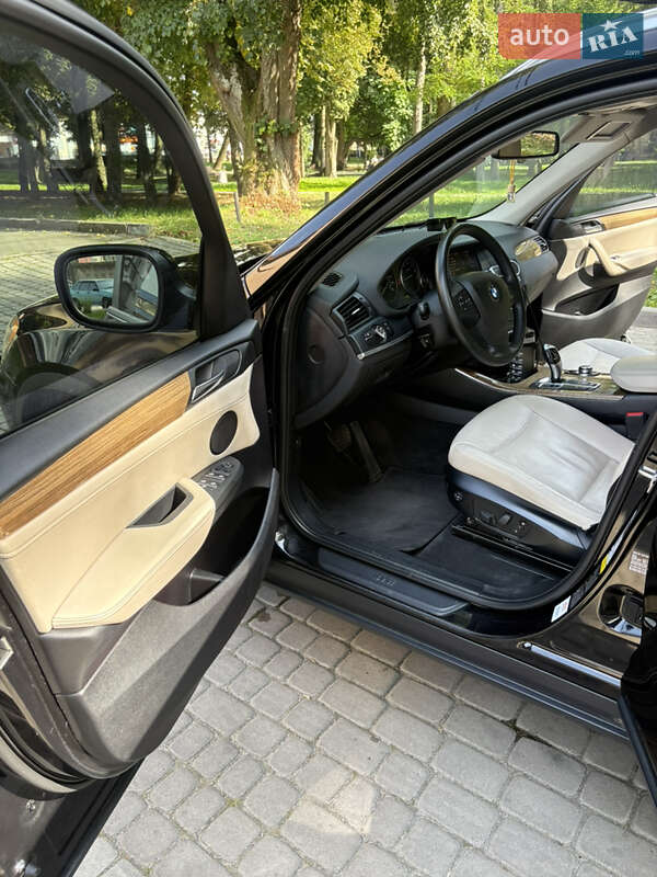 Позашляховик / Кросовер BMW X3 2012 в Пустомитах