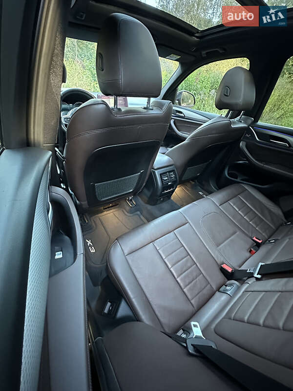 Внедорожник / Кроссовер BMW X3 2018 в Киеве