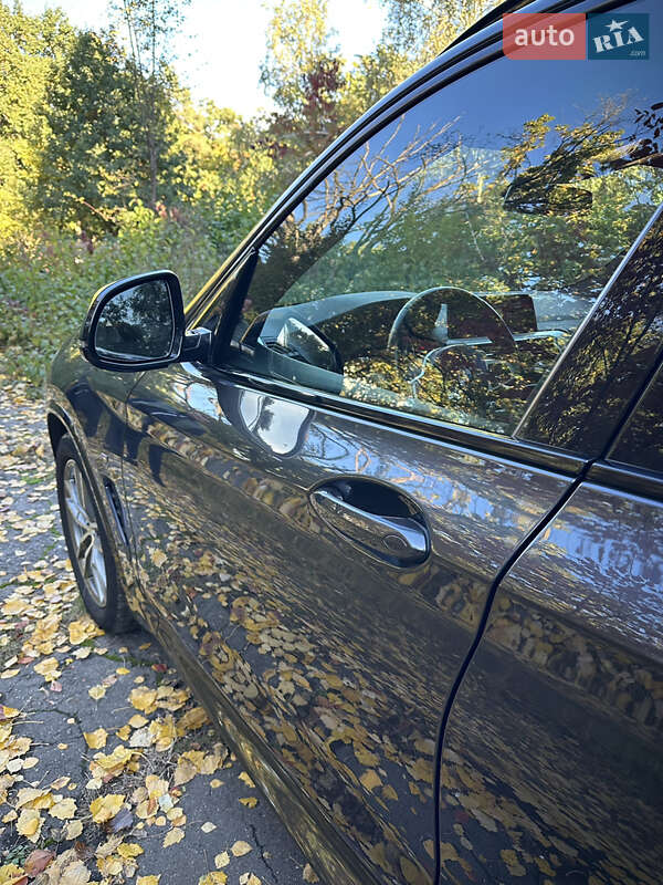 Внедорожник / Кроссовер BMW X3 2018 в Киеве