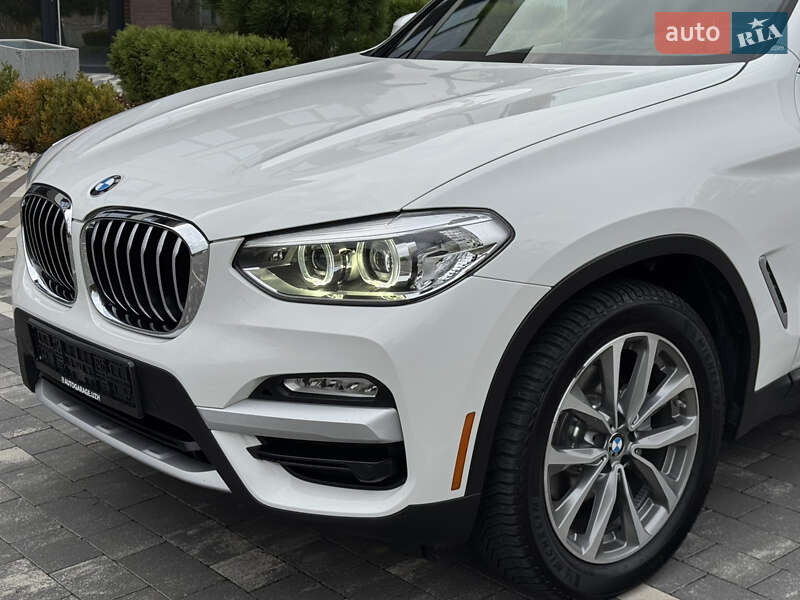 Внедорожник / Кроссовер BMW X3 2018 в Ужгороде