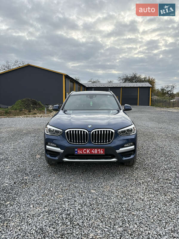 Внедорожник / Кроссовер BMW X3 2017 в Самборе