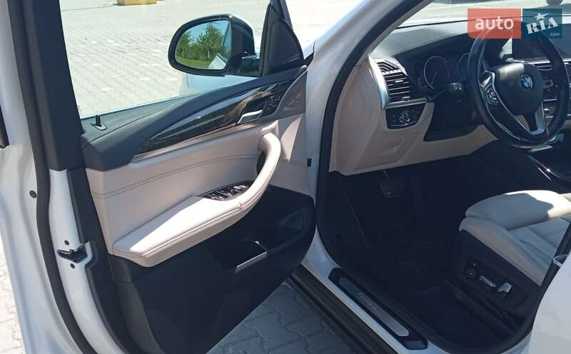 Внедорожник / Кроссовер BMW X3 2018 в Черновцах фото 3 Внедорожник / Кроссовер BMW X3 2018 в Черновцах