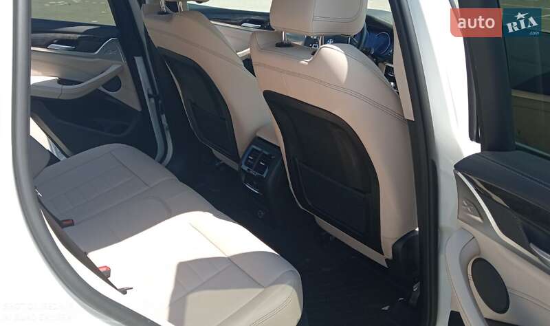 Внедорожник / Кроссовер BMW X3 2018 в Черновцах фото 4 Внедорожник / Кроссовер BMW X3 2018 в Черновцах