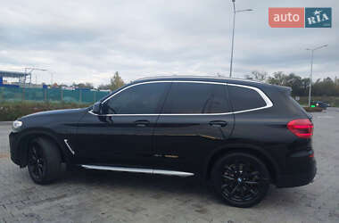 Внедорожник / Кроссовер BMW X3 2018 в Стрые