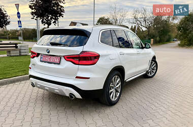 Внедорожник / Кроссовер BMW X3 2019 в 