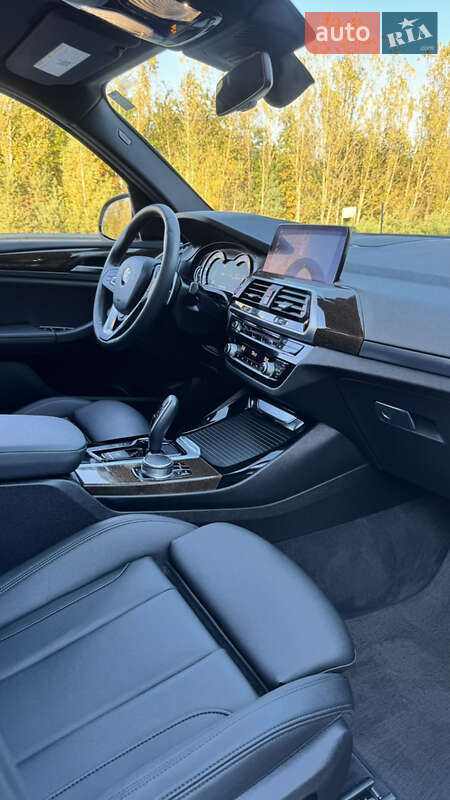 Внедорожник / Кроссовер BMW X3 2019 в Ковеле