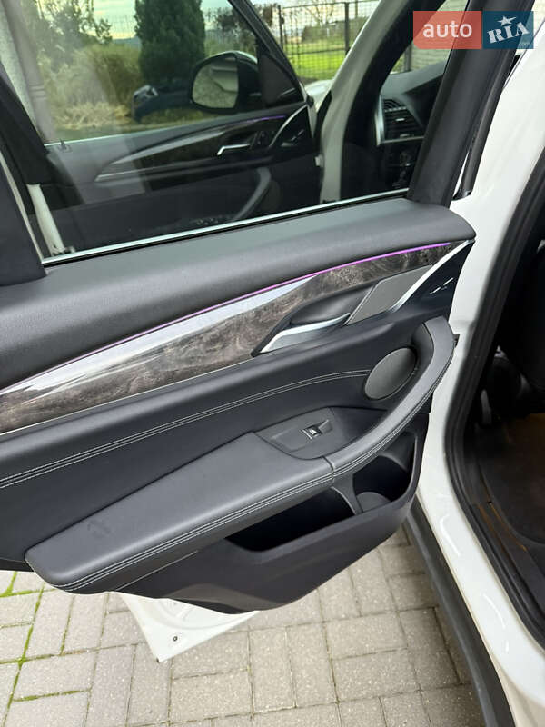 Внедорожник / Кроссовер BMW X3 2018 в Львове