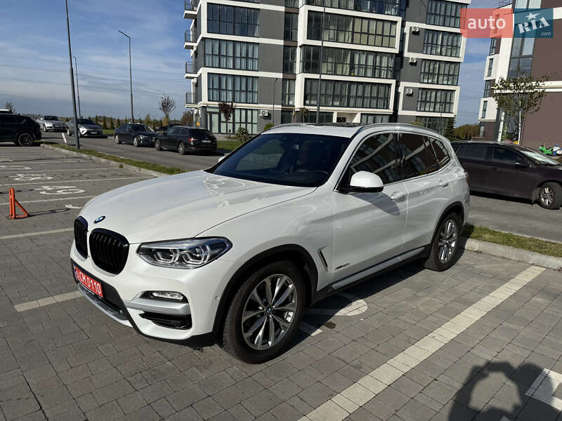 Внедорожник / Кроссовер BMW X3 2018 в Львове