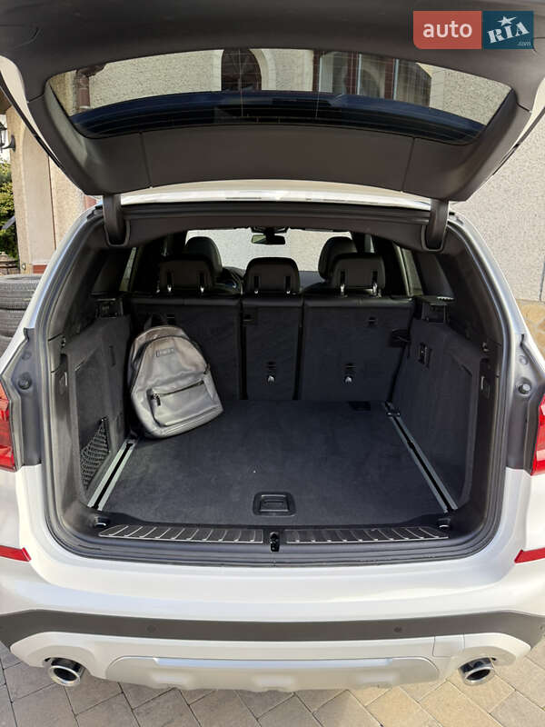 Внедорожник / Кроссовер BMW X3 2018 в Львове