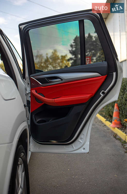 Позашляховик / Кросовер BMW X3 2018 в Чернівцях