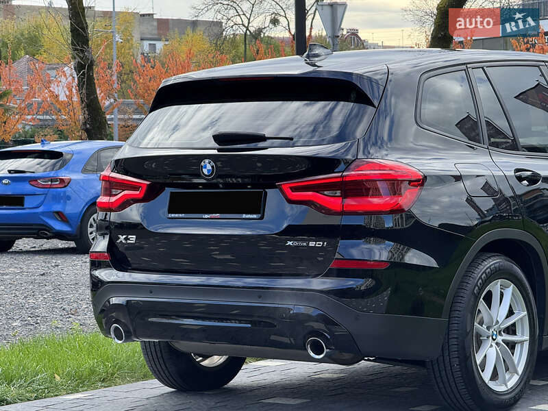 Внедорожник / Кроссовер BMW X3 2018 в Ужгороде