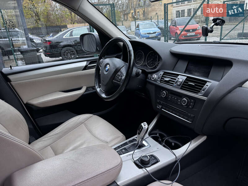 Внедорожник / Кроссовер BMW X3 2013 в Киеве