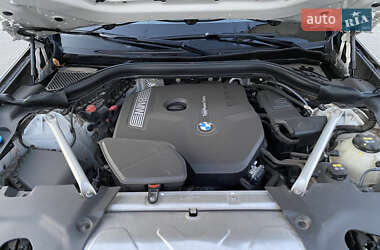 Внедорожник / Кроссовер BMW X3 2018 в 