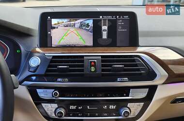 Внедорожник / Кроссовер BMW X3 2021 в 