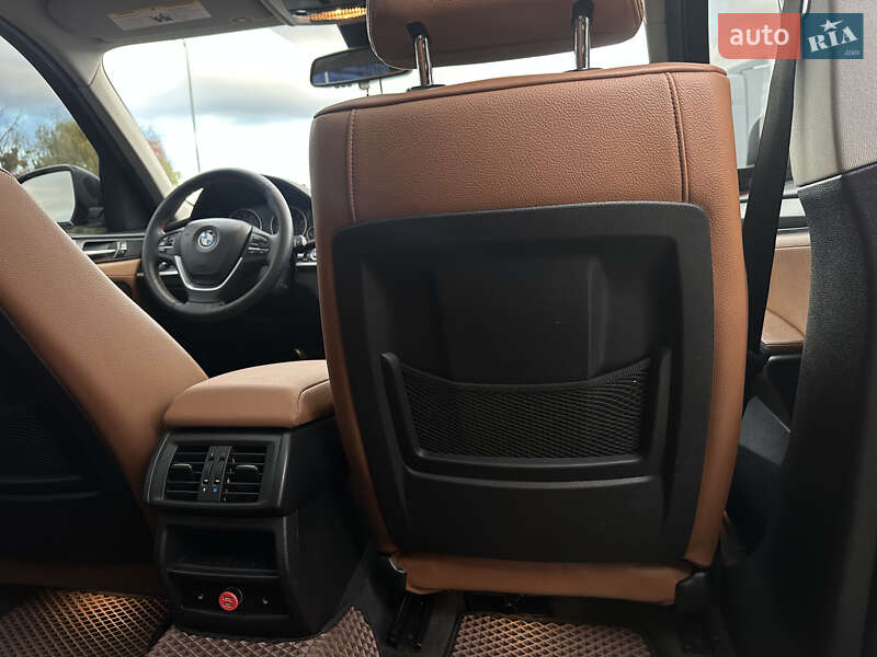 Внедорожник / Кроссовер BMW X3 2014 в Киеве