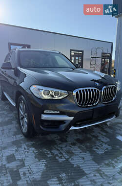 Внедорожник / Кроссовер BMW X3 2019 в Новояворовске