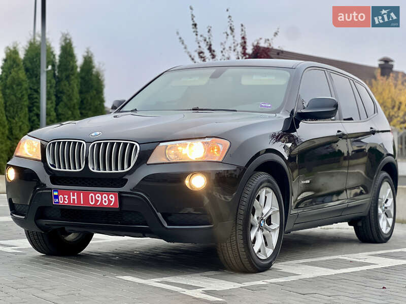 Внедорожник / Кроссовер BMW X3 2013 в Ровно