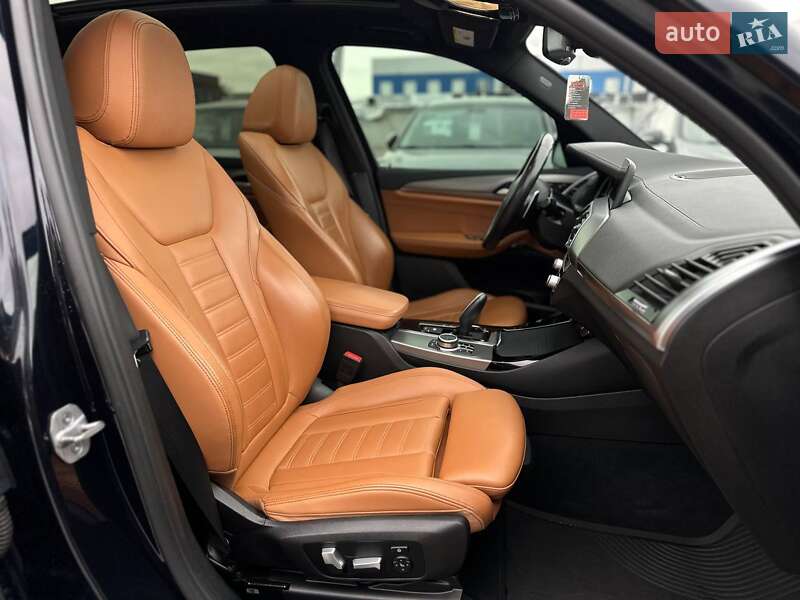 Внедорожник / Кроссовер BMW X3 2019 в Киеве