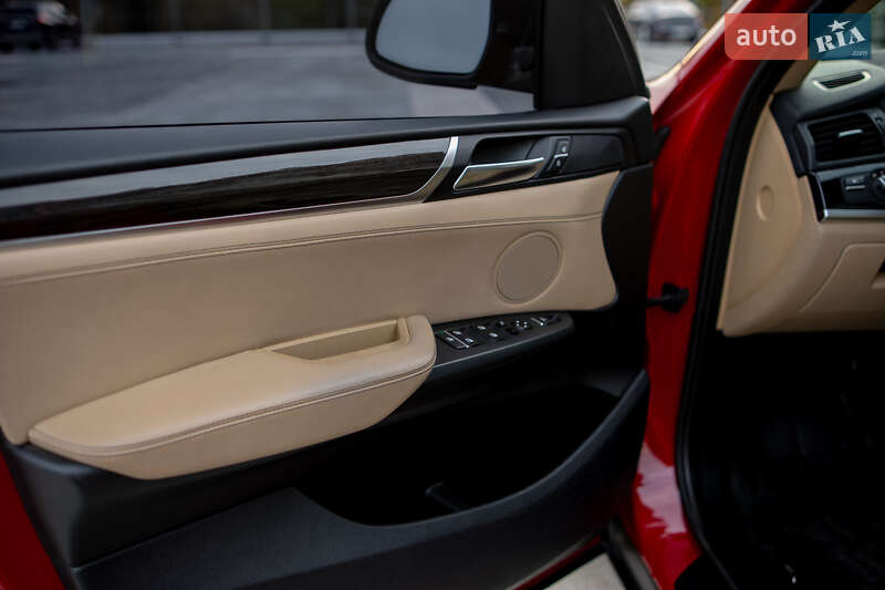 Внедорожник / Кроссовер BMW X3 2016 в Киеве