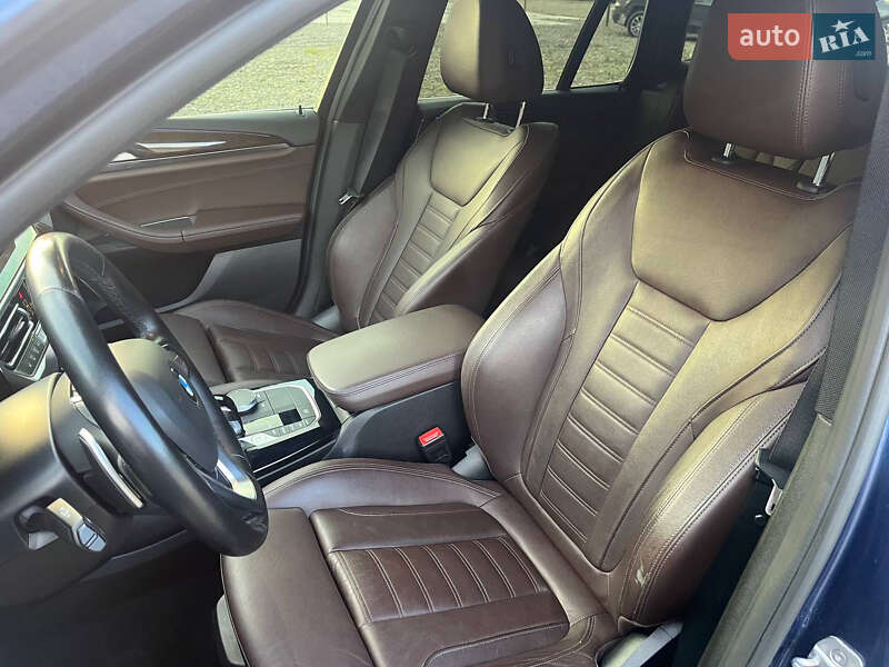 Внедорожник / Кроссовер BMW X3 2021 в Львове