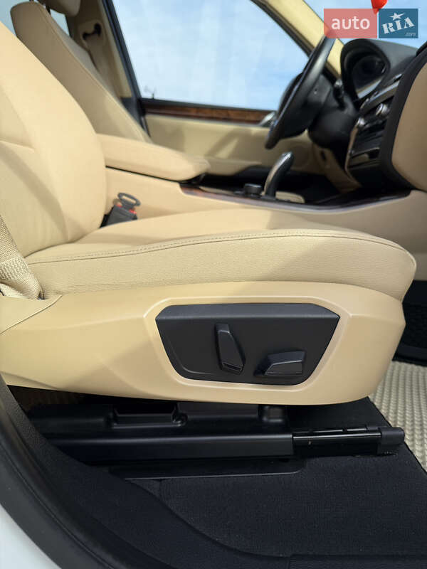 Внедорожник / Кроссовер BMW X3 2016 в Коростене