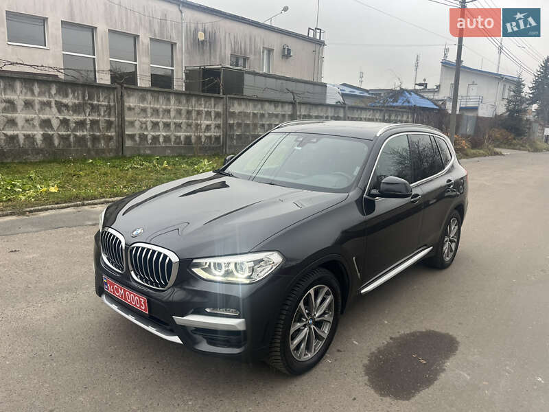 Внедорожник / Кроссовер BMW X3 2019 в Львове