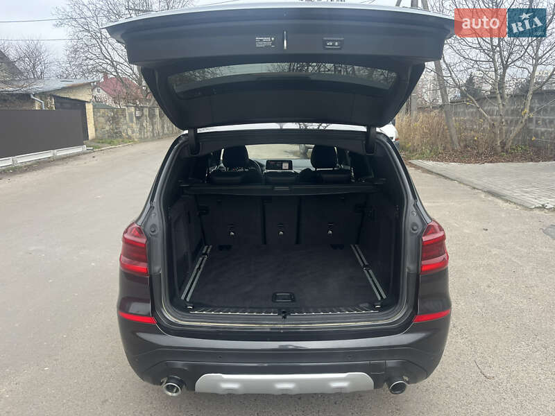 Внедорожник / Кроссовер BMW X3 2019 в Львове