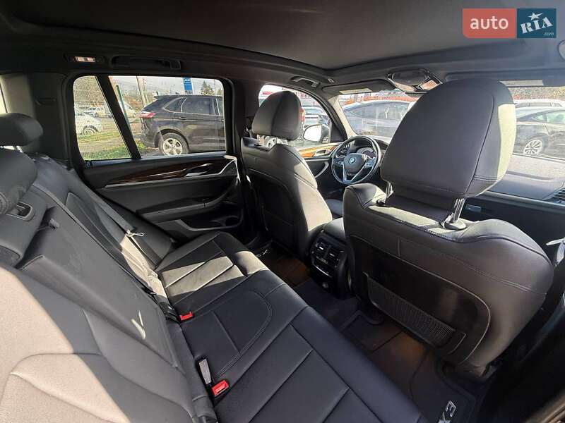 Позашляховик / Кросовер BMW X3 2019 в Луцьку