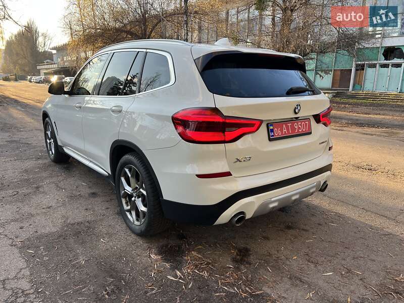 Внедорожник / Кроссовер BMW X3 2019 в Киеве