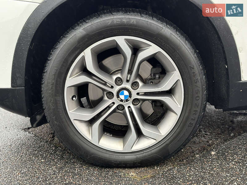 Внедорожник / Кроссовер BMW X3 2016 в Киеве