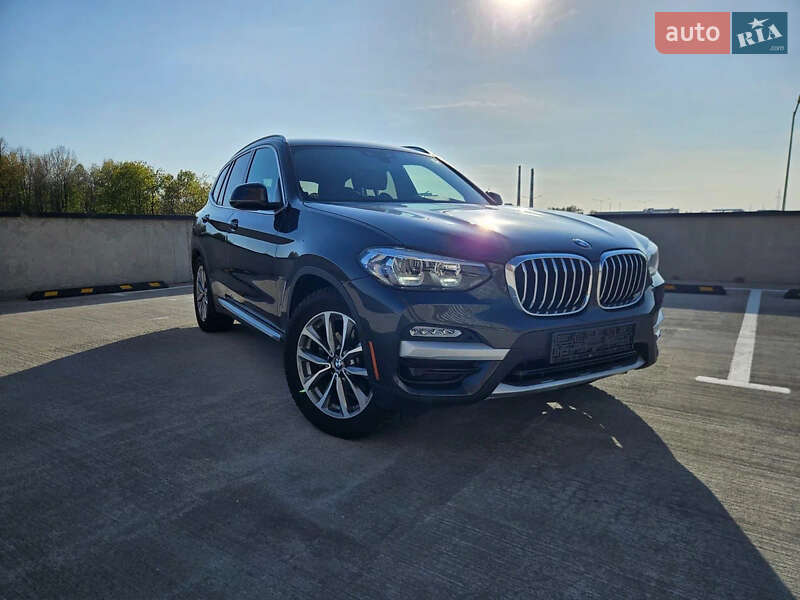 Внедорожник / Кроссовер BMW X3 2018 в Киеве