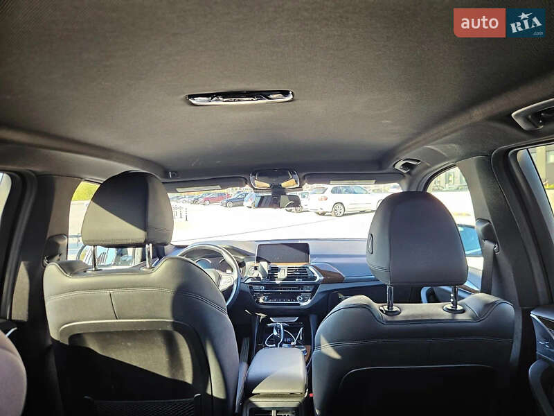 Внедорожник / Кроссовер BMW X3 2018 в Киеве