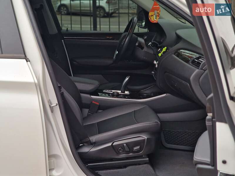 Внедорожник / Кроссовер BMW X3 2016 в Одессе