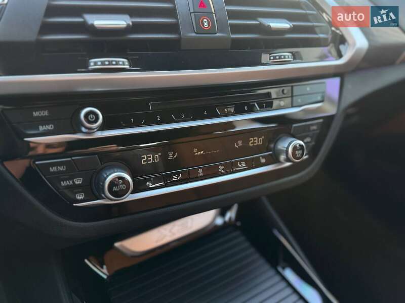 Внедорожник / Кроссовер BMW X3 2018 в Одессе