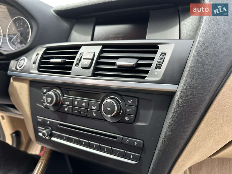 Внедорожник / Кроссовер BMW X3 2013 в Ковеле