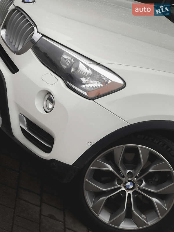 Внедорожник / Кроссовер BMW X3 2015 в Ужгороде